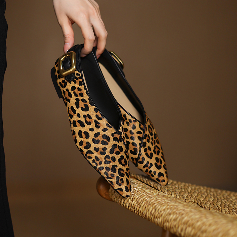 Loafer Flat Women - รองเท้าแฟชั่นส้นแบนหนังแท้ลายเสือดาว ปลายแหลม สไตล์หัวเข็มขัด แบบสวม รุ่นใหม่ ฤดูใบไม้ผลิ