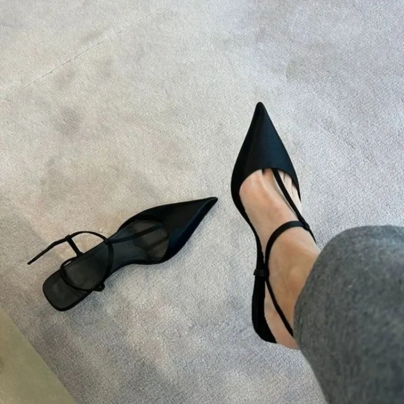 Women Shoes Size - รองเท้าสำหรับผู้หญิง รองเท้าส้นเตี้ยแบบปลายแหลม รองเท้าแตะผู้หญิง สวมใส่สบาย ส้นเตี้ย ทันสมัย