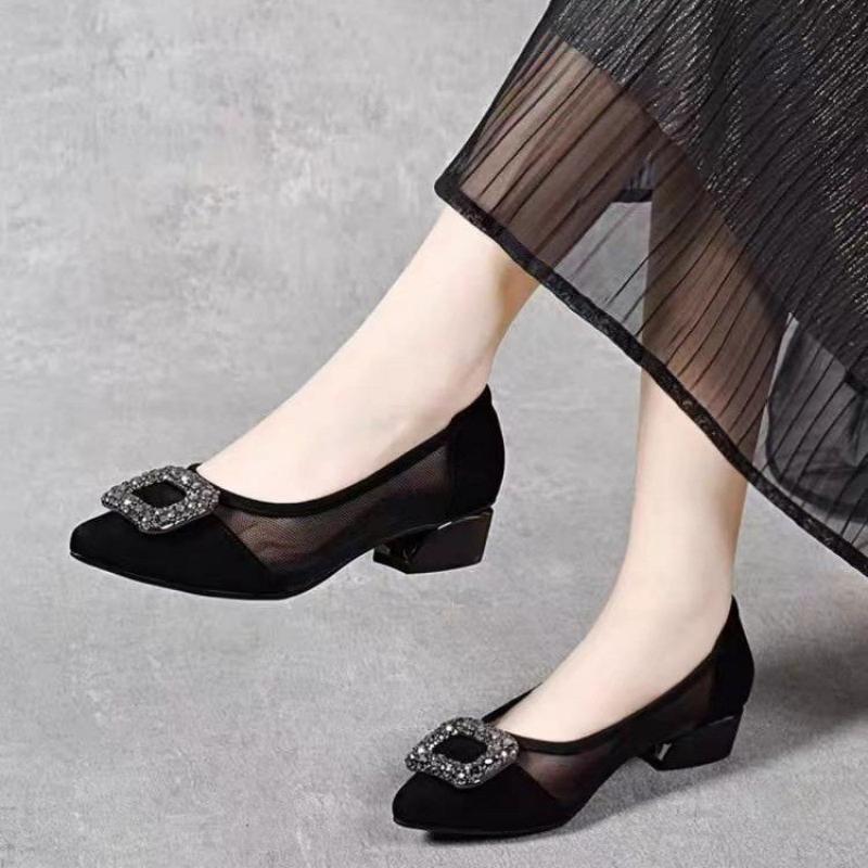 Women Shoes Size - รองเท้าส้นบล็อกหัวแหลมแบบตาข่าย ดีไซน์หรูหรา ประดับหัวเข็มขัดสี่เหลี่ยมเพชรเทียม รองเท้าทรงเตี้ย ระบายอากาศได้ดี เหมาะสำหรับใส่ทำงานสำหรับผู้หญิง