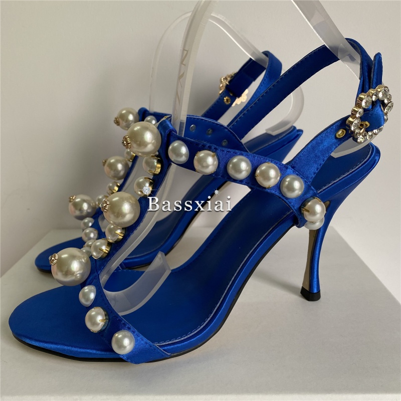 รองเท้าส้นเข็มแบบมีสายรัดข้อเท - Strappy Heeled Sandals บทวิจารณ์และราคา