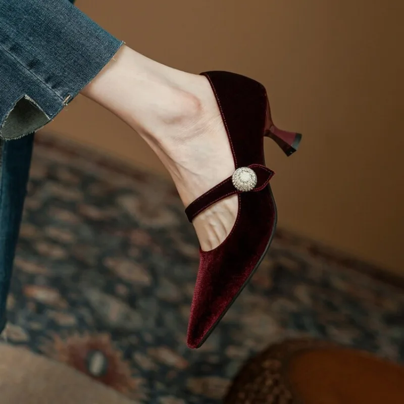 รองเท้าส้นเข็มแบบแมรี่เจนหัวแห - Women Shoes Size บทวิจารณ์และราคา